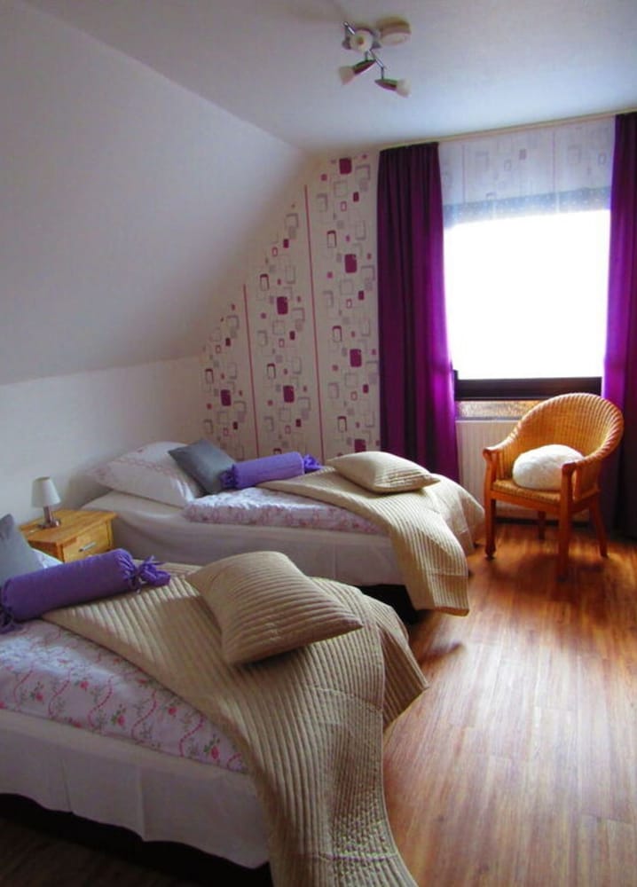 Apartment photo 2
