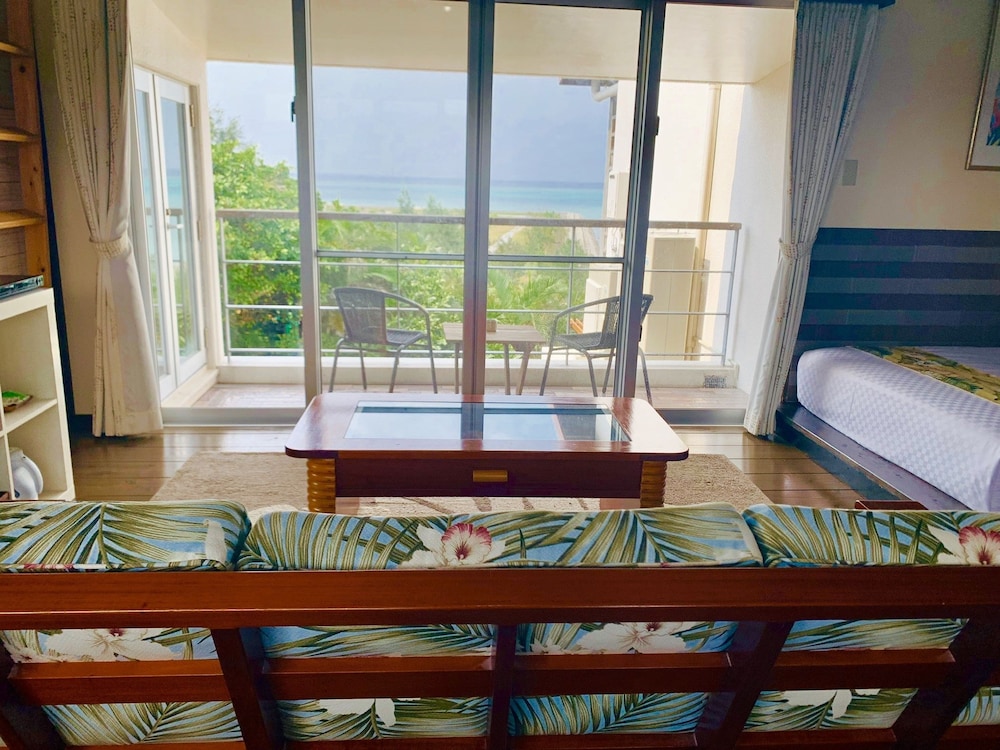 Blue Room, Non Smoking, Ocean View photo 3