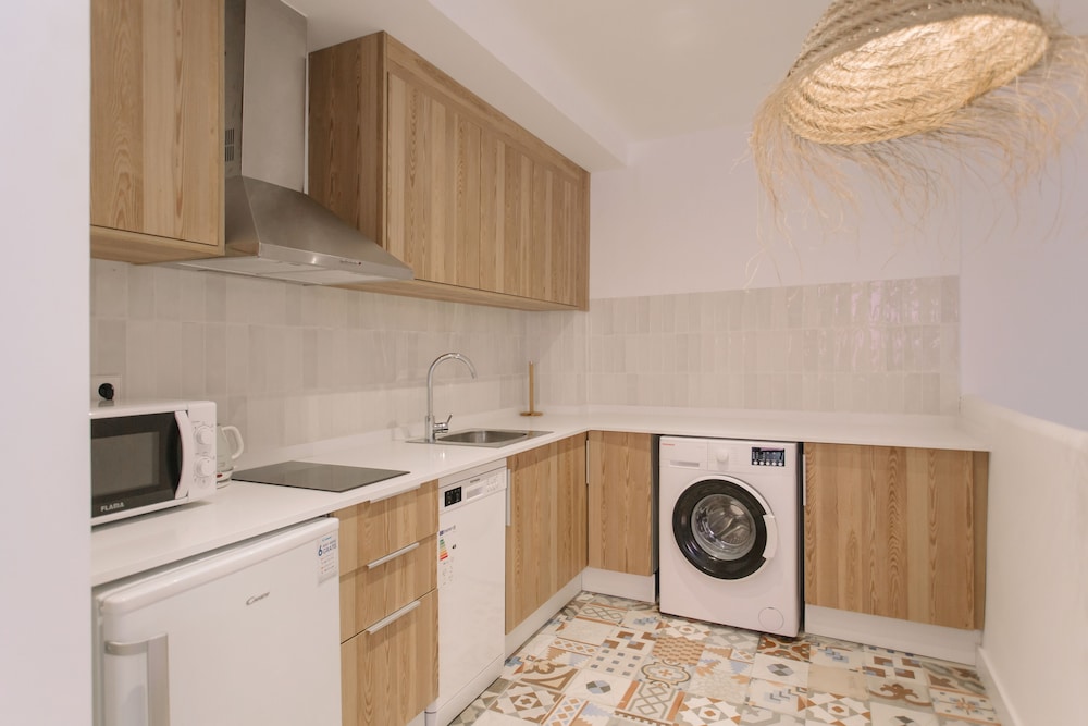 Comfort Duplex, Ensuite - Photo 17