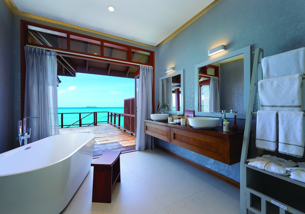 Water Villa - Photo 5