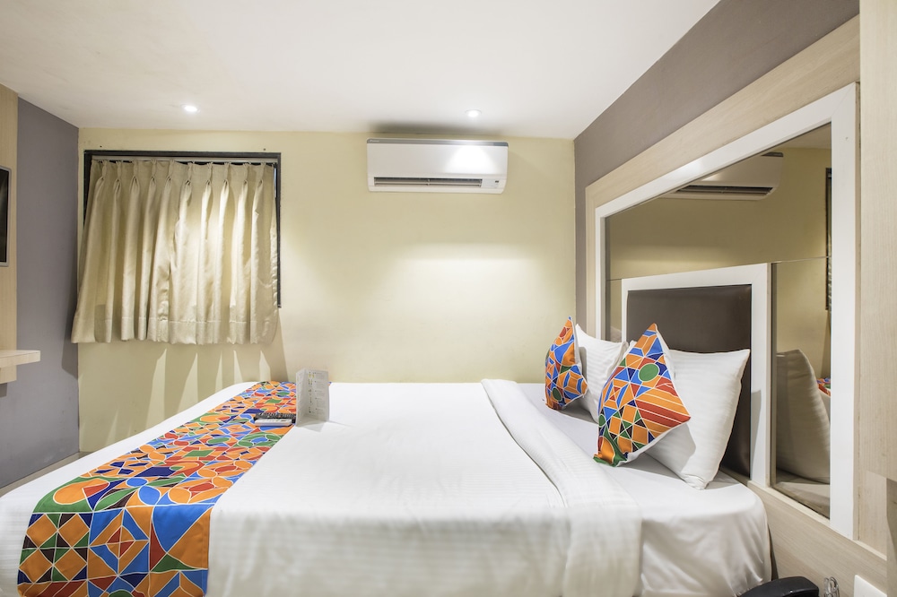 Deluxe Double Room, 1 Double Bed, Non Smoking photo 3