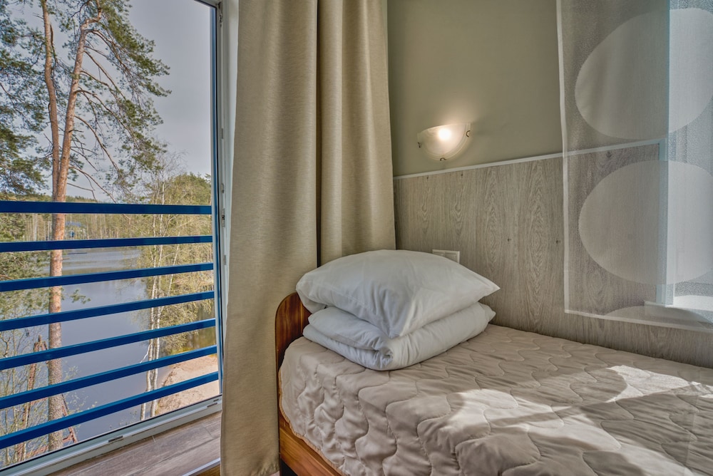 Standard Room (Shell, c/in at 14:00 - c/o at 12:00) photo 3