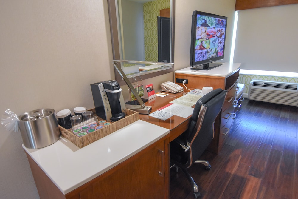 Standard Room, 1 King Bed, Accessible (Communications) - Photo 2