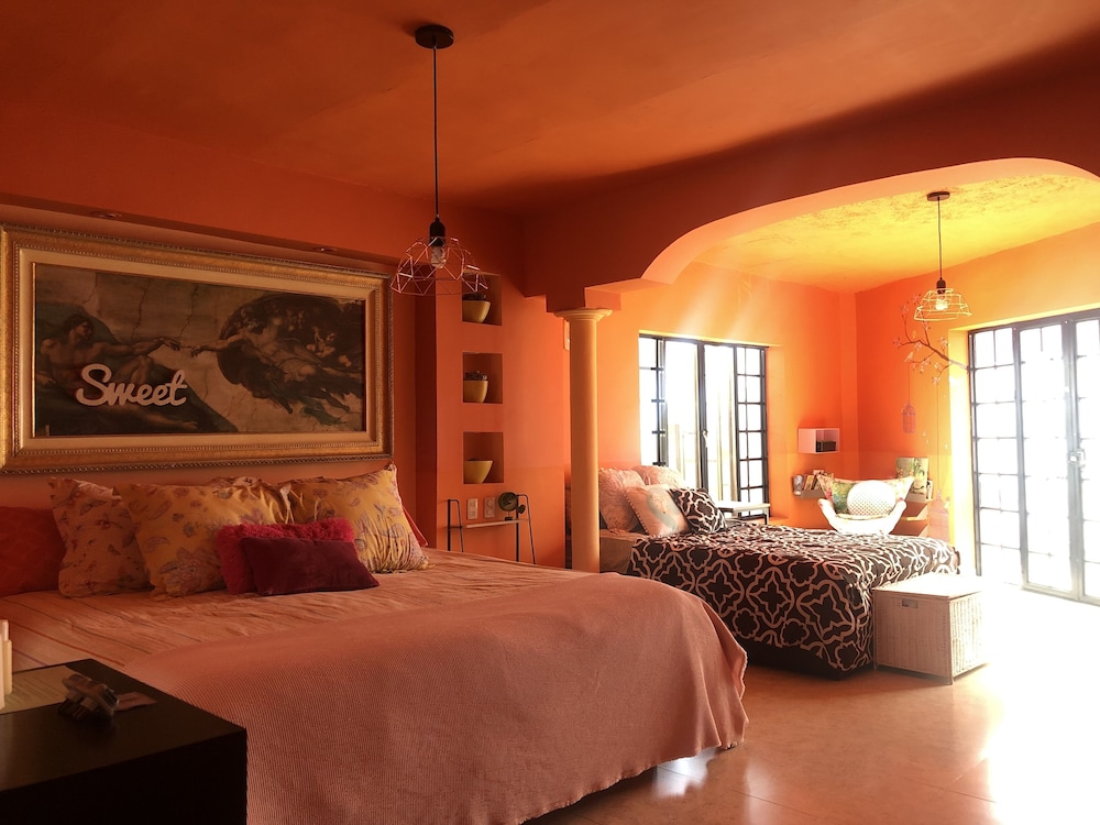 Basic Room, Multiple Beds (Orange Room) photo 1