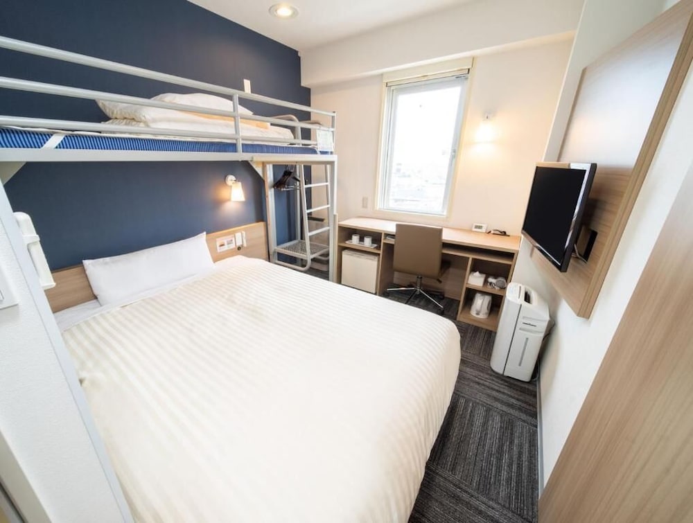 Room with Double Bed and Bunk Bed, Smoking photo 3
