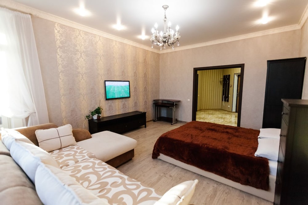 City Apartment, 1 Queen Bed with Sofa bed, Non Smoking, City View photo 3