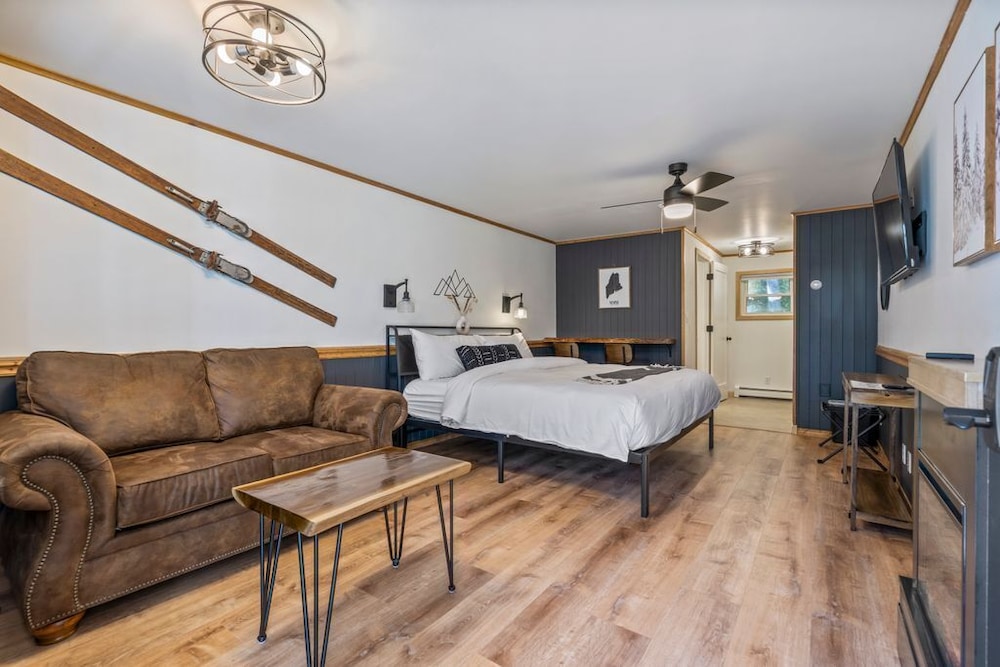 Signature Studio Suite photo 1