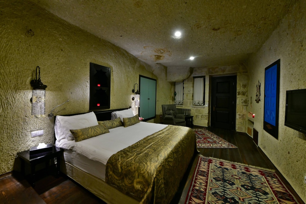 Deluxe Room (Cave) - Photo 24