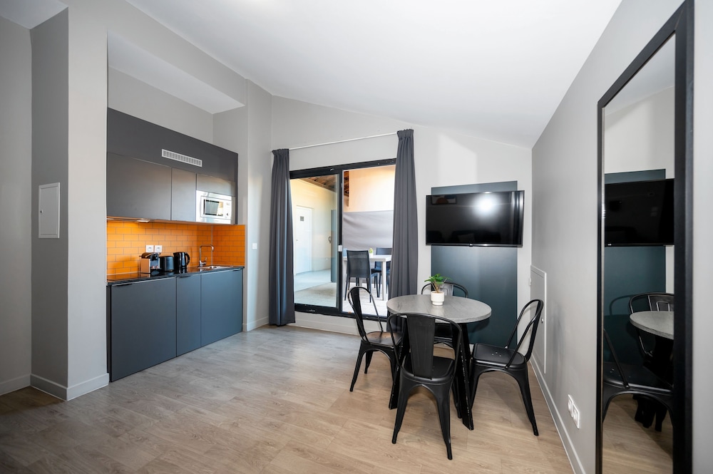 Apartment, 1 Bedroom photo 2