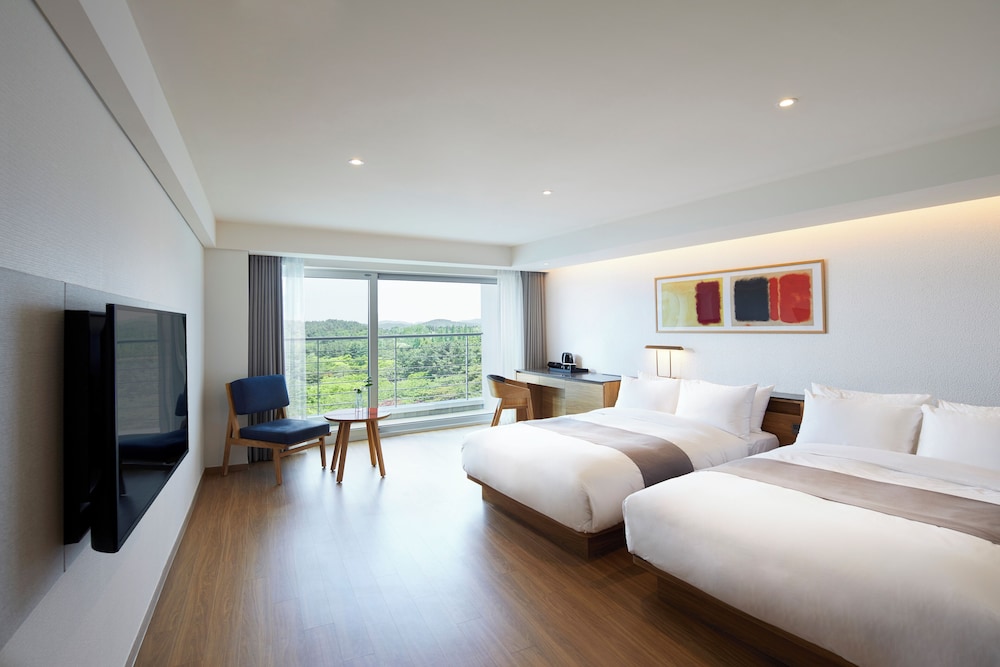 Family Twin Room, Mountain View (Visit Korea Offer) - Photo 2