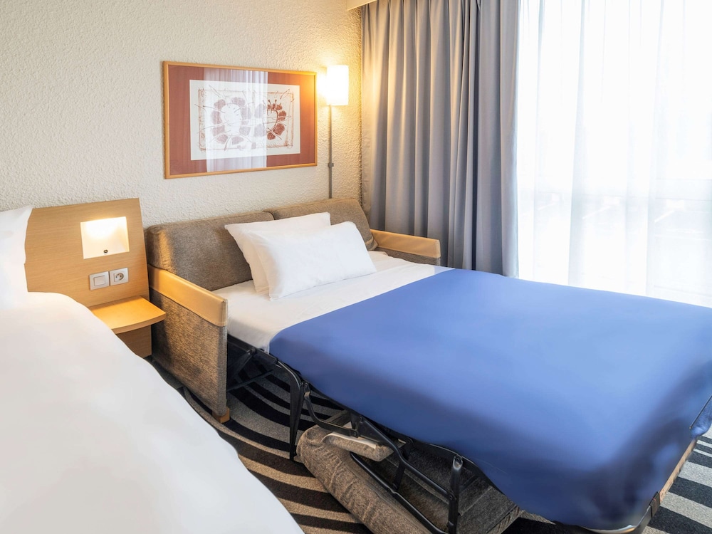 Superior Room, 1 Double Bed with Sofa bed - Photo 2
