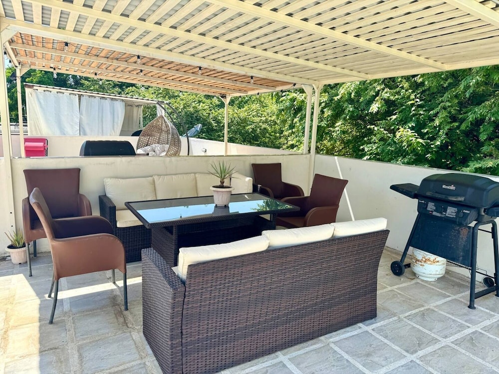 Condo, Patio, City View photo 2
