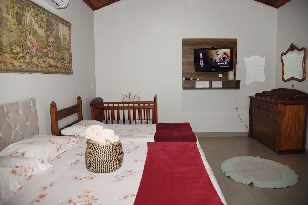 Deluxe Suite, Courtyard View photo 3