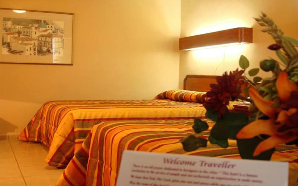 Standard Double Room photo 2