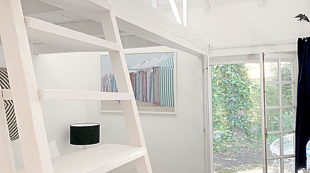 Triple Room, Patio