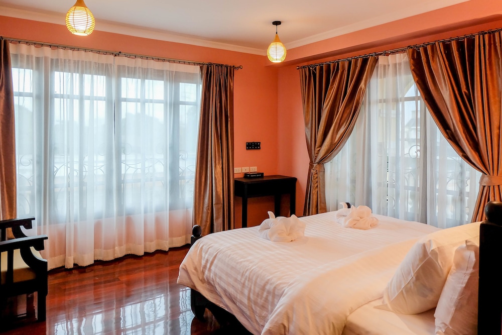Traditional Double Room, 1 King Bed, Accessible, Non Smoking photo 2