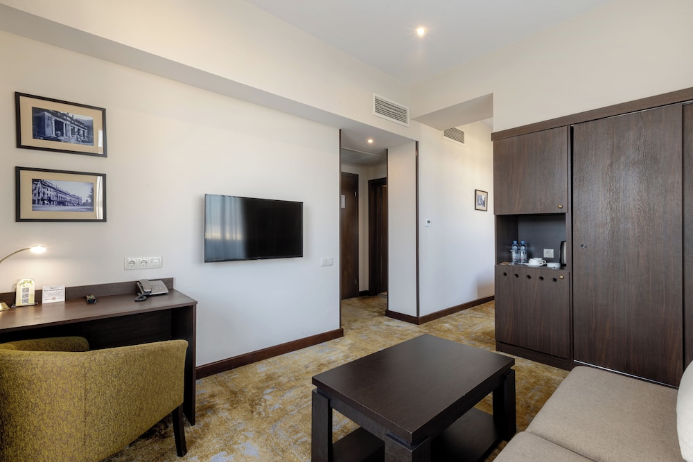 Executive Suite, Terrace photo 1