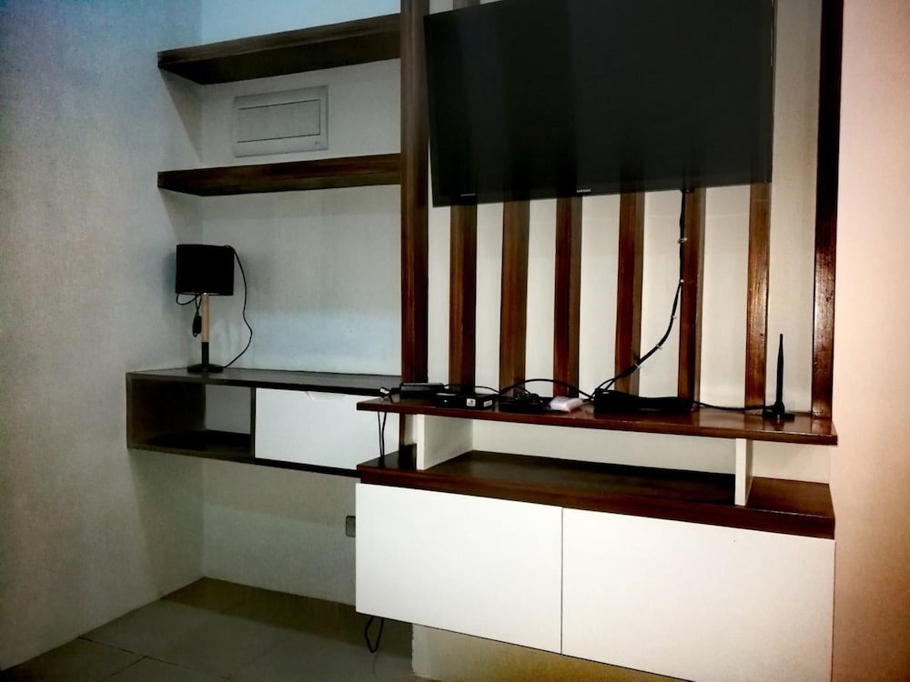 Spacious Studio (6G) photo 3