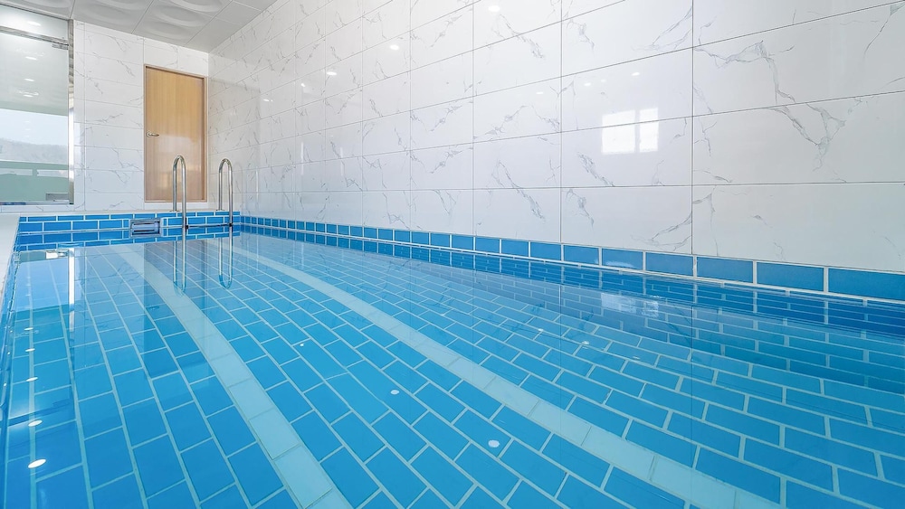 Basic Room, 1 Bedroom (401 (River view/Poolvilla/Netflix)) - Photo 11