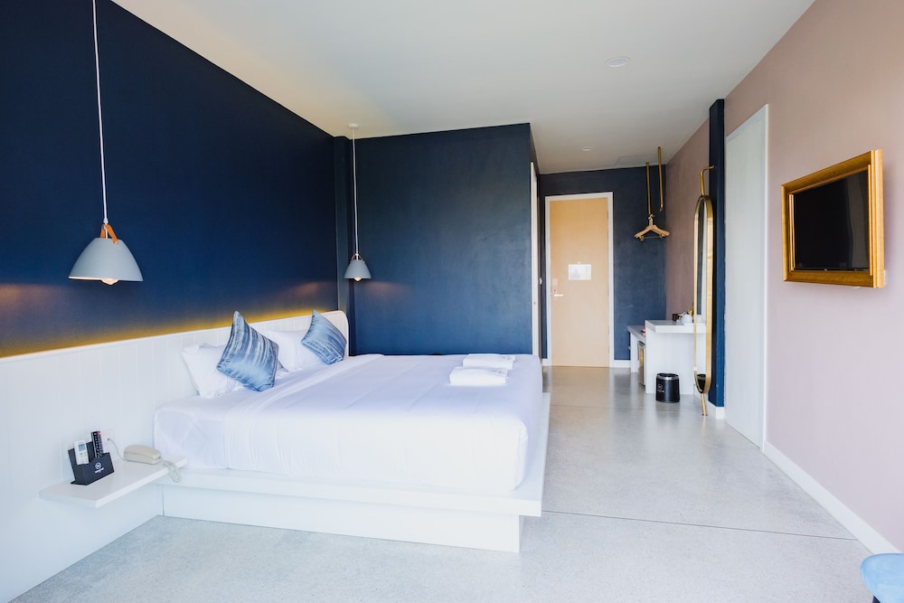 Standard Twin Room - Photo 2
