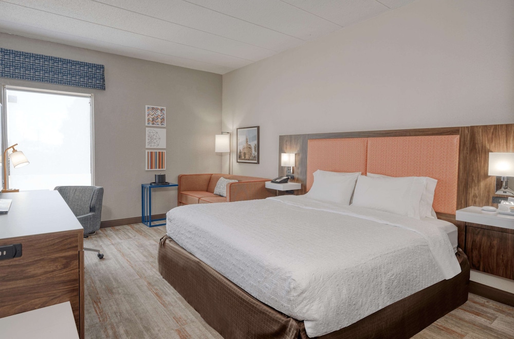 Studio, 1 King Bed, Non Smoking - Photo 4