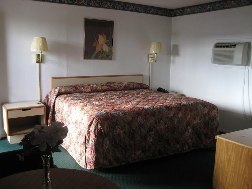 Economy Single Room