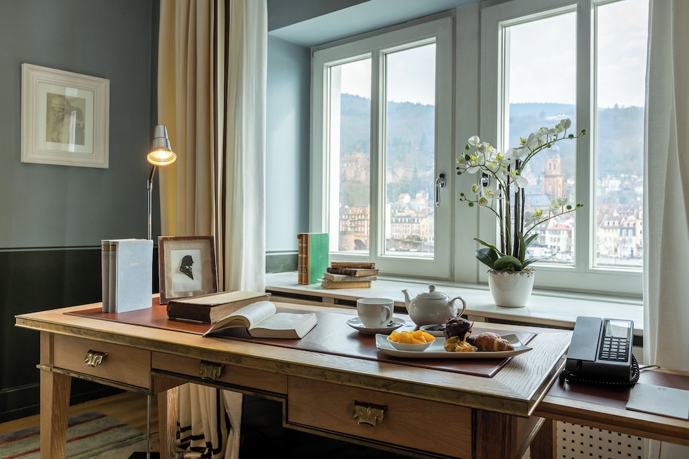 Superior Suite - Photo 2