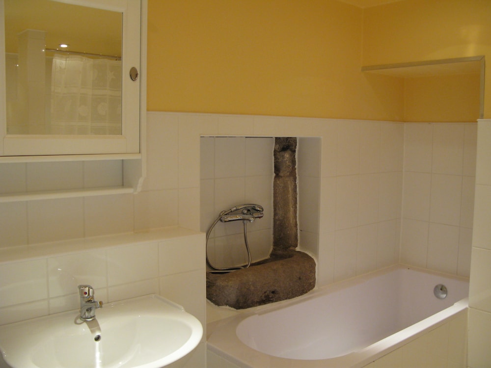 Cottage (Marguerite) photo 2