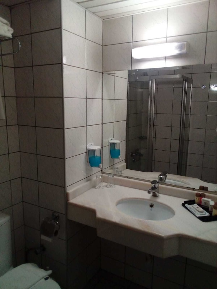 Standard Room - Photo 2