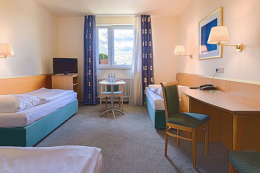 Classic Triple Room - Photo 1