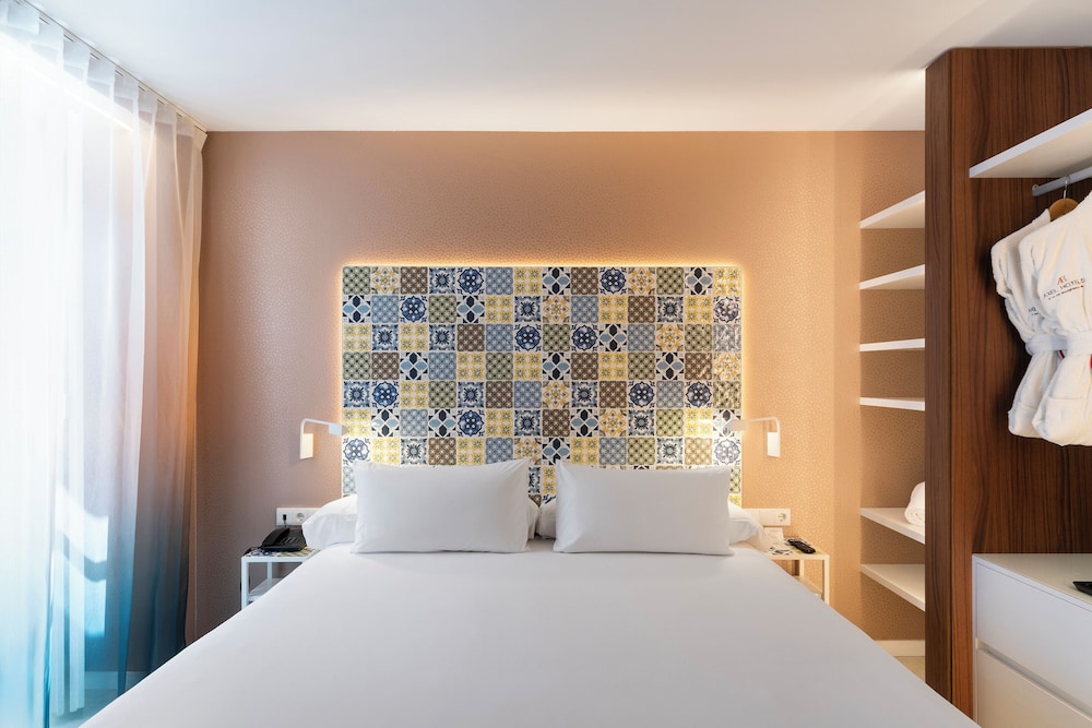 Classic Single Room, Courtyard View