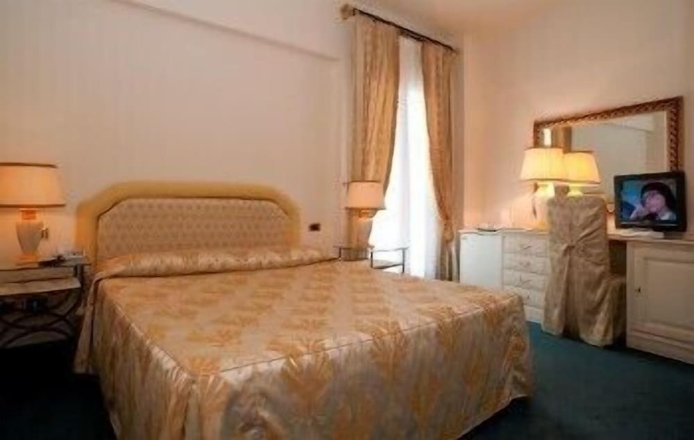 Superior Double Room, Garden View photo 3