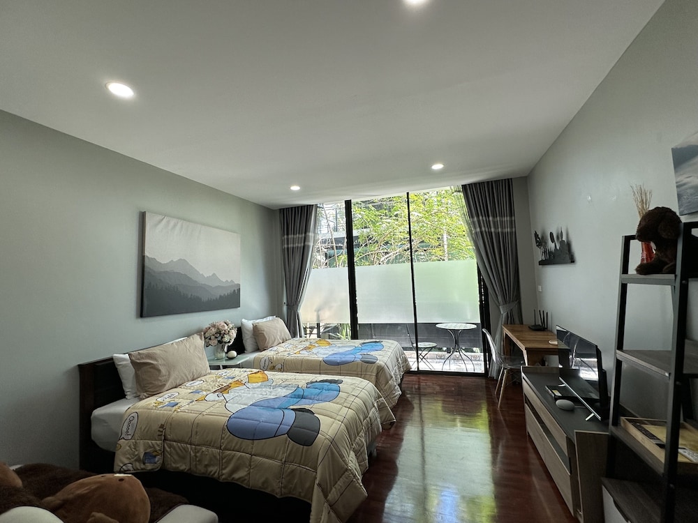 Grand Family King Room With Balcony photo 1