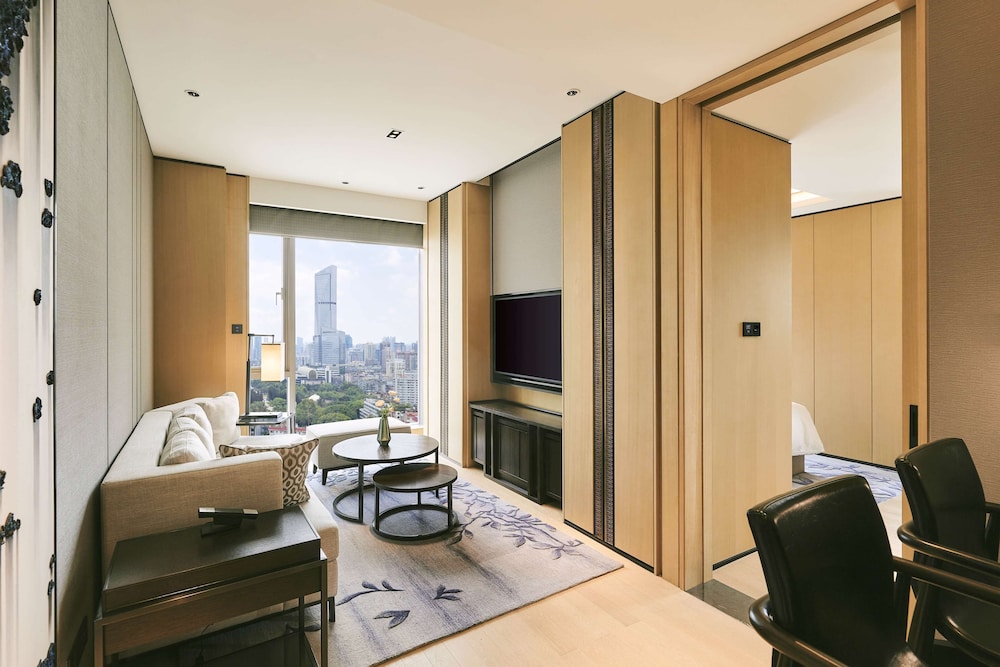 Suite (Superior 1 Bedroom) - Photo 1