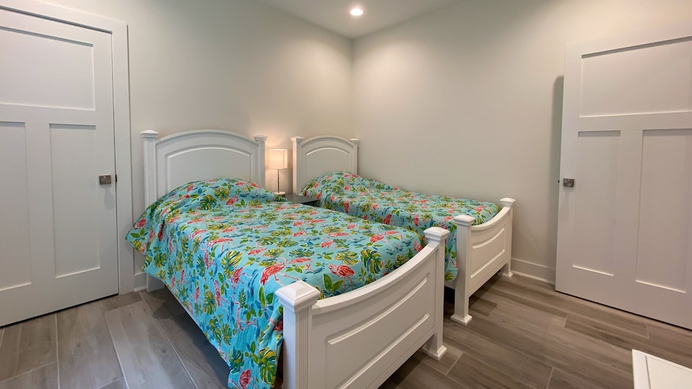 House, 3 Bedrooms photo 1