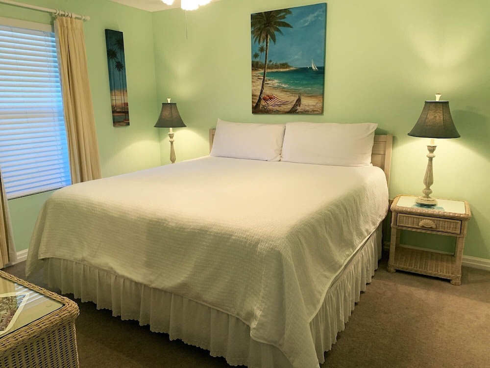 Condo, Multiple Beds, Balcony, Ocean View (#1605 - No Pets) photo 1