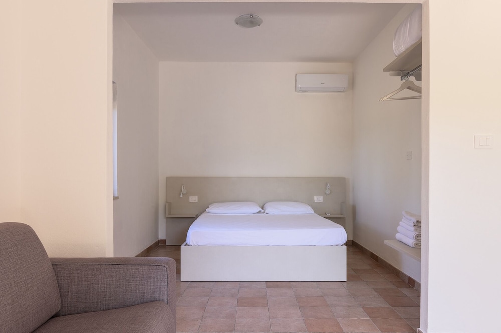 Comfort Room - Photo 3