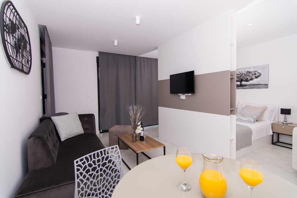 Superior Studio, 1 Bedroom, Ground Floor photo 3