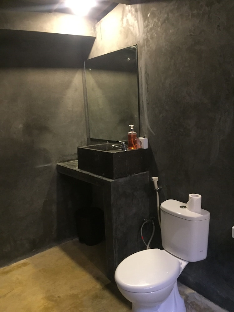 Deluxe Double or Twin Room - Photo 3