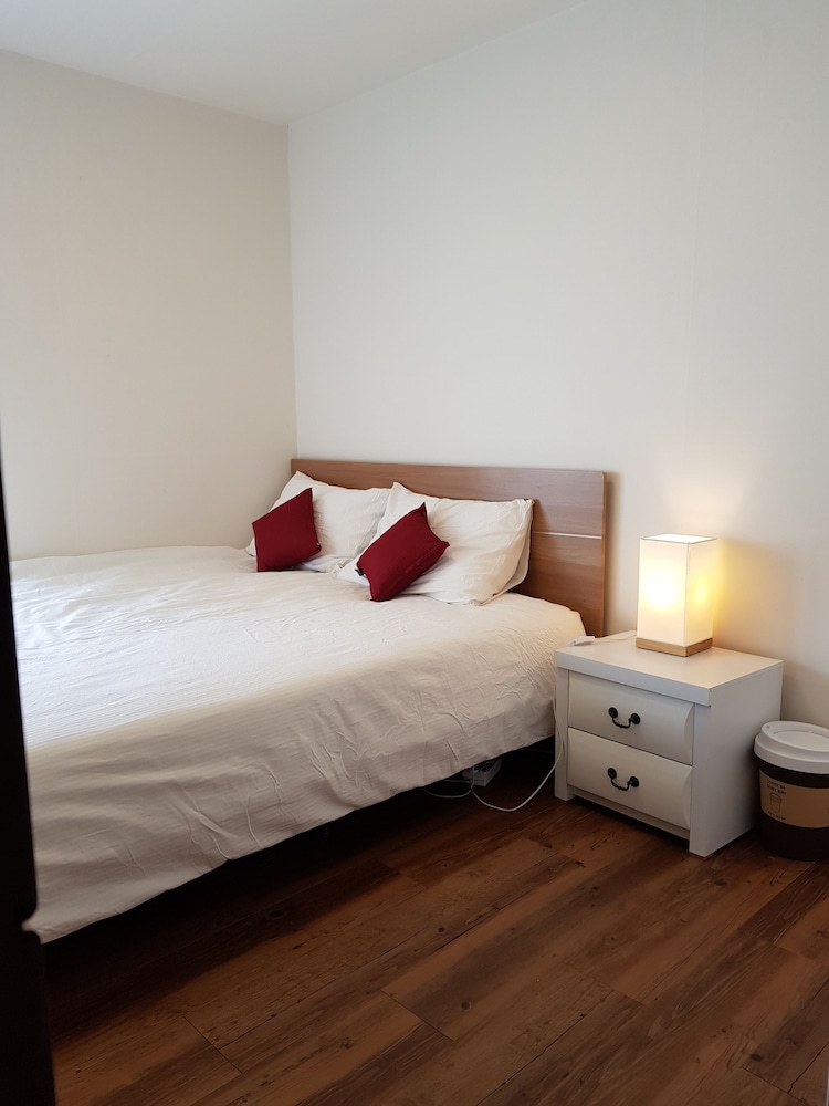Family Double Room, 1 Queen Bed (1 person) photo 3