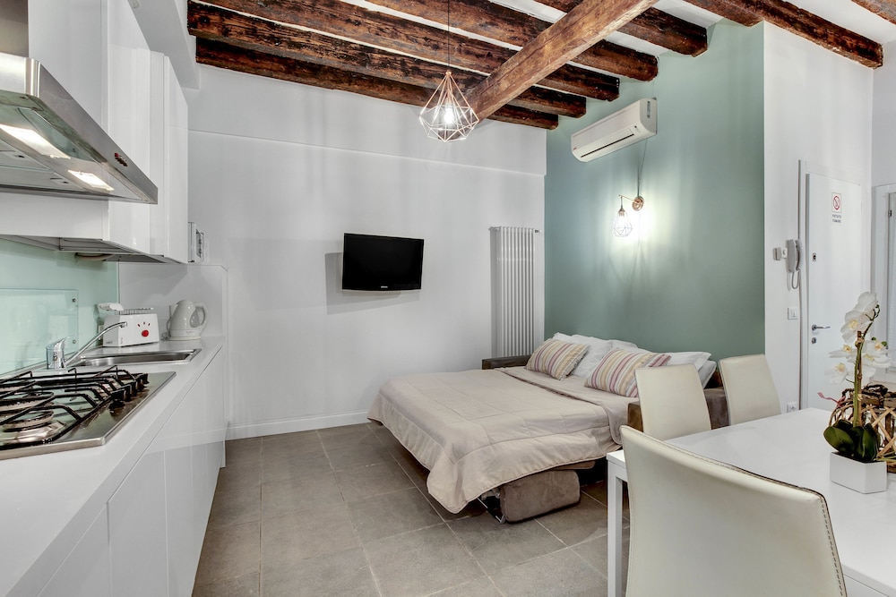 Apartment, 1 Bedroom photo 2