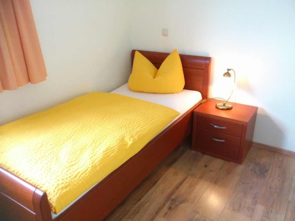 Standard Single Room photo 2