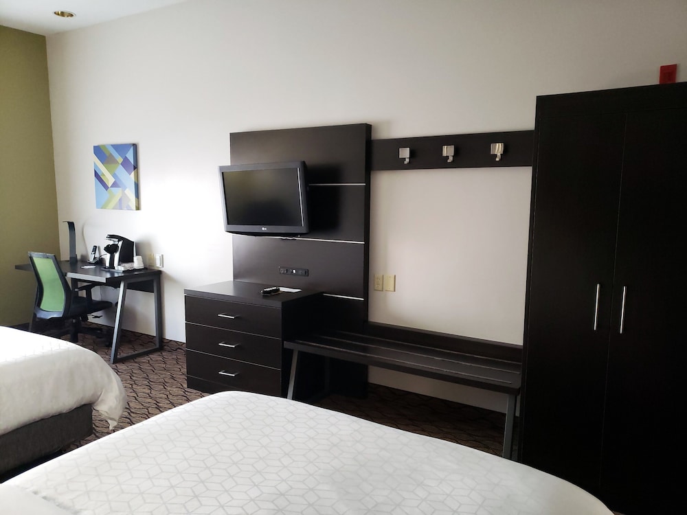 Standard Room, 2 Queen Beds, Accessible (Communication) - Photo 1