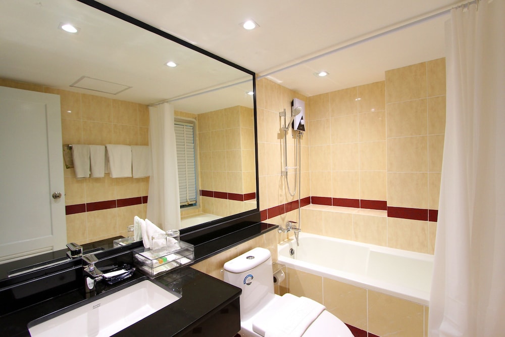 Deluxe Twin Room - Photo 3
