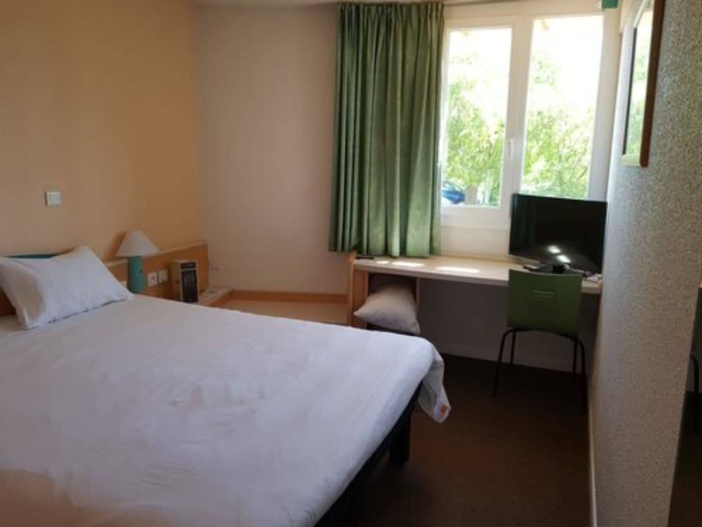Standard Double Room, 1 Double Bed - Photo 10