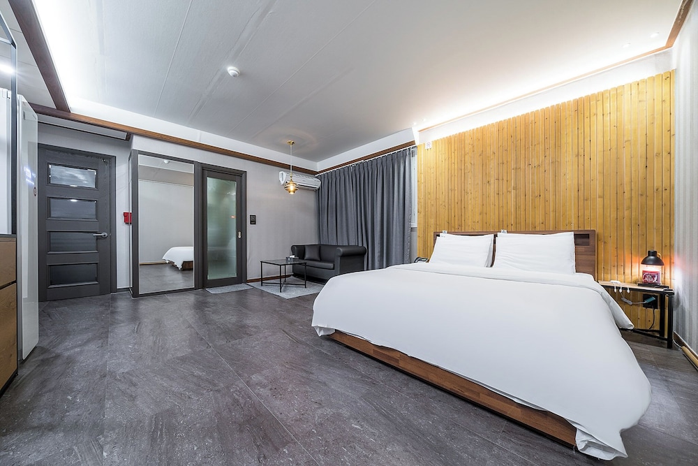 Premium Double Room