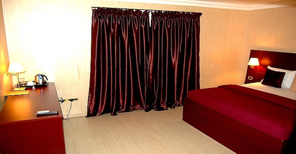 Gold Suite - Photo 5