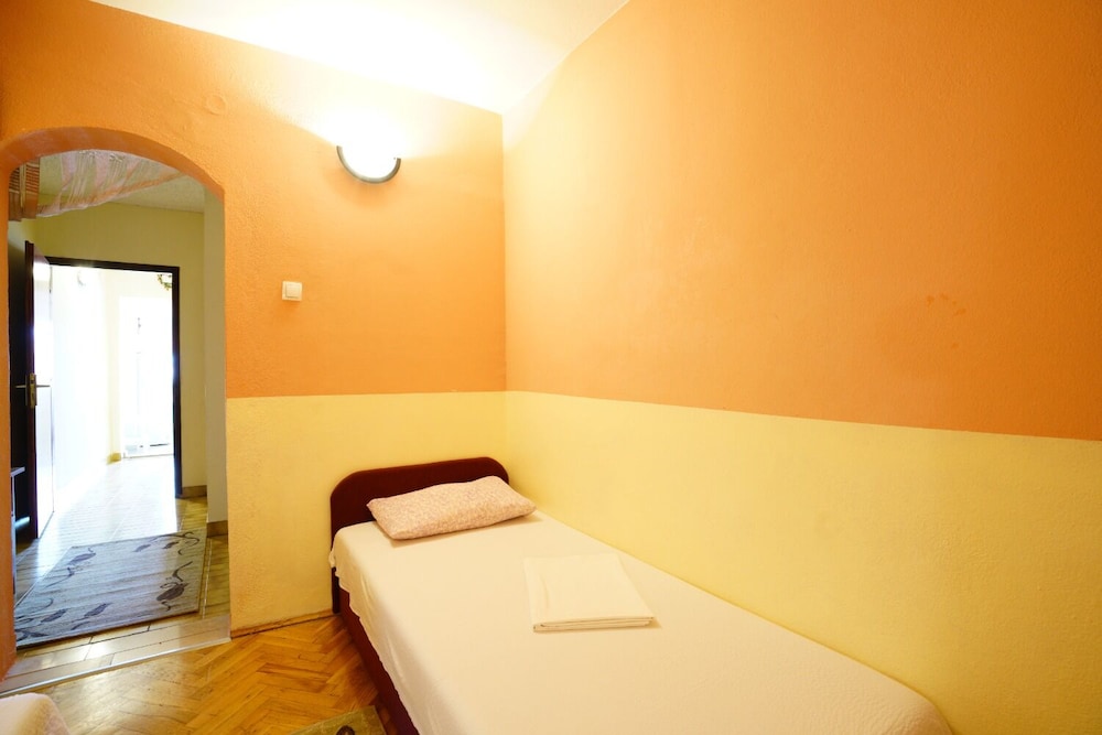 Apartment (Lile - comfortable apartment and 3 be)