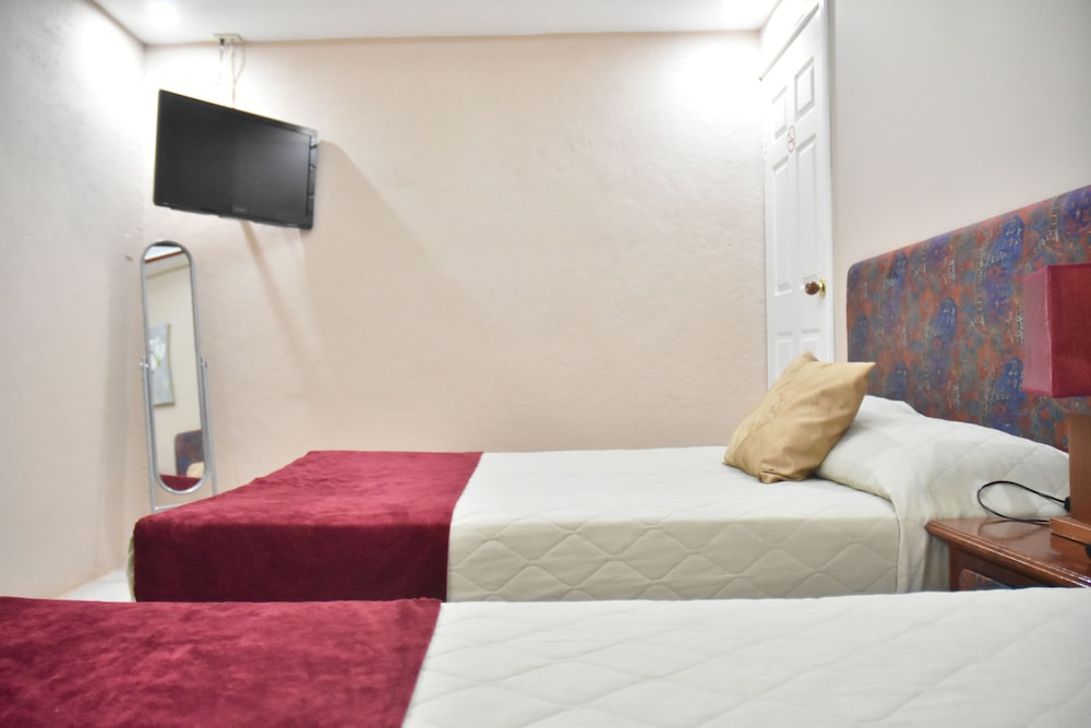 Deluxe Double Room, 2 Double Beds, Non Smoking photo 2