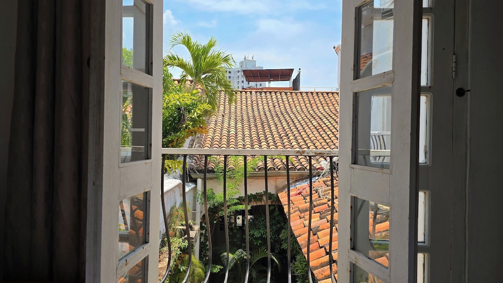 Standard Room with Private External Bathroom photo 2